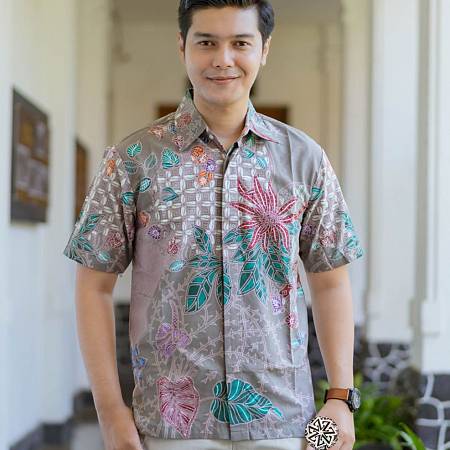 Kemeja Batik Tulis Lengan Pendek Exclusive